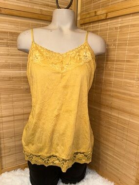 Maurice’s yellow crinkle lace trimmed camisole cami tan top XL Y2K
